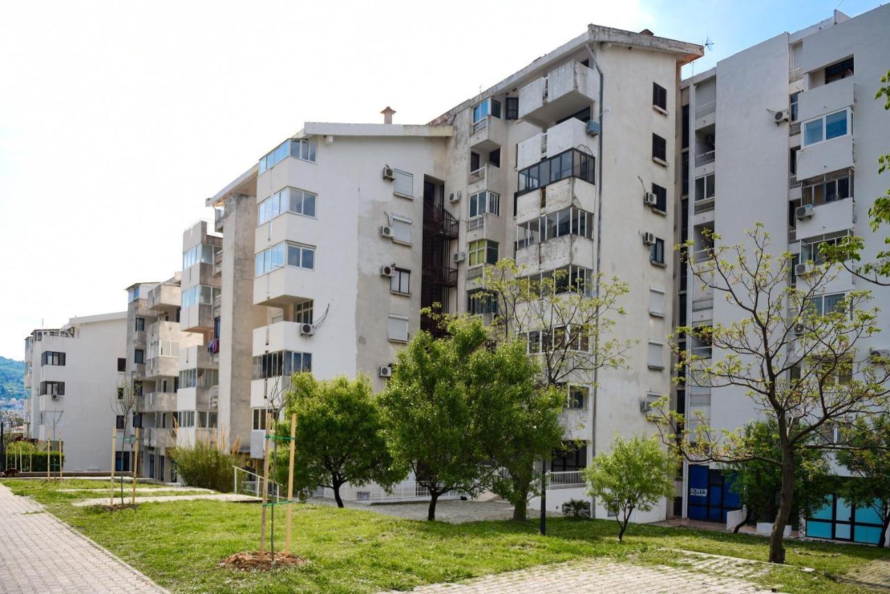 Apartment D-Moll Sutomore Exterior foto